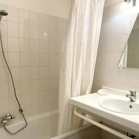 Apartment In Near The *