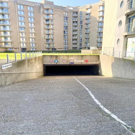 Apartment In Near The *